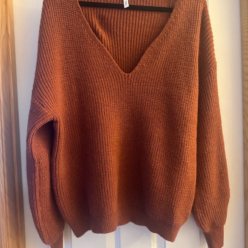 Wishlist Sweater - Picture 2 of 4